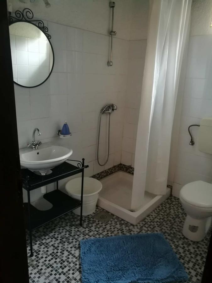Agroturizam Toni Apartment Motovun Bagian luar foto