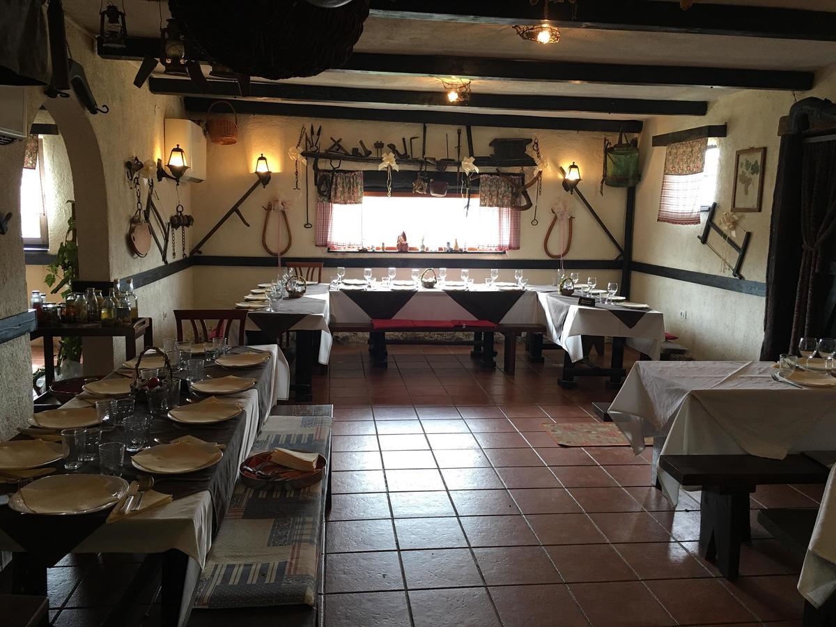 Agroturizam Toni Apartment Motovun Bagian luar foto